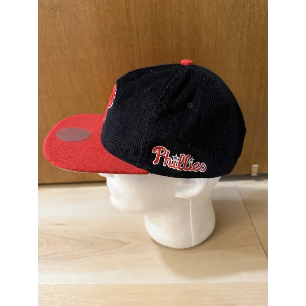 Philadelphia Phillies Mitchell And Ness Adult Corduroy Black Deadstock Snap Hat